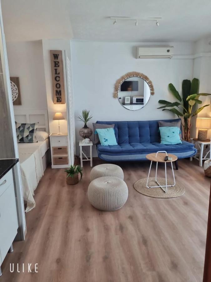 Fuengirola Apartment Carvajal Front Line Primera Linea מראה חיצוני תמונה