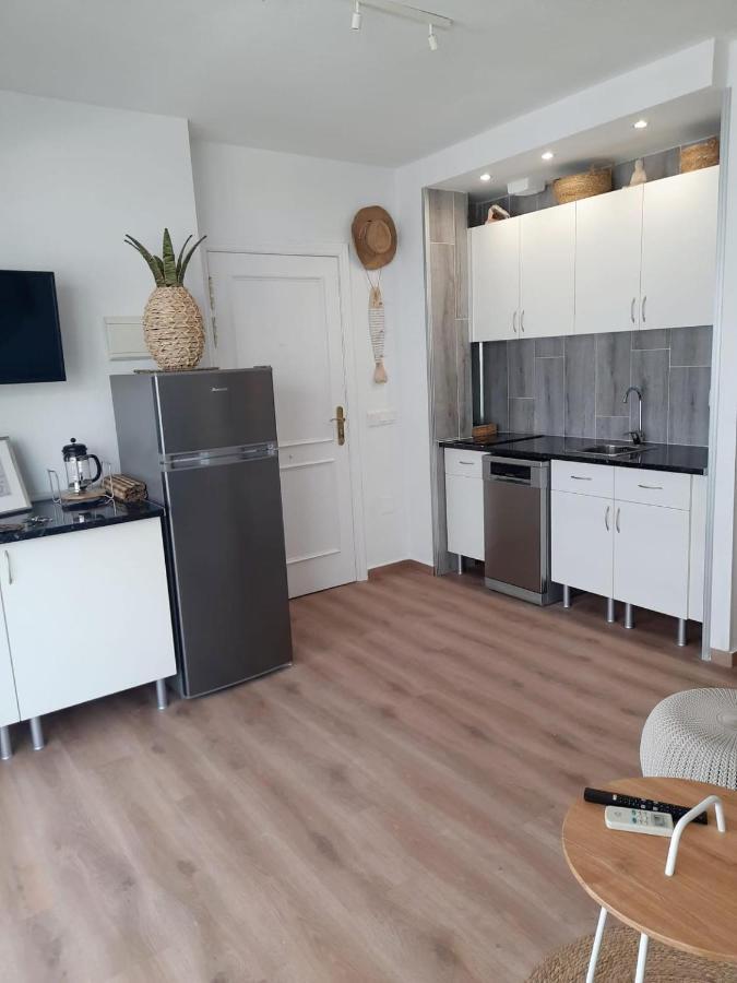 Fuengirola Apartment Carvajal Front Line Primera Linea מראה חיצוני תמונה