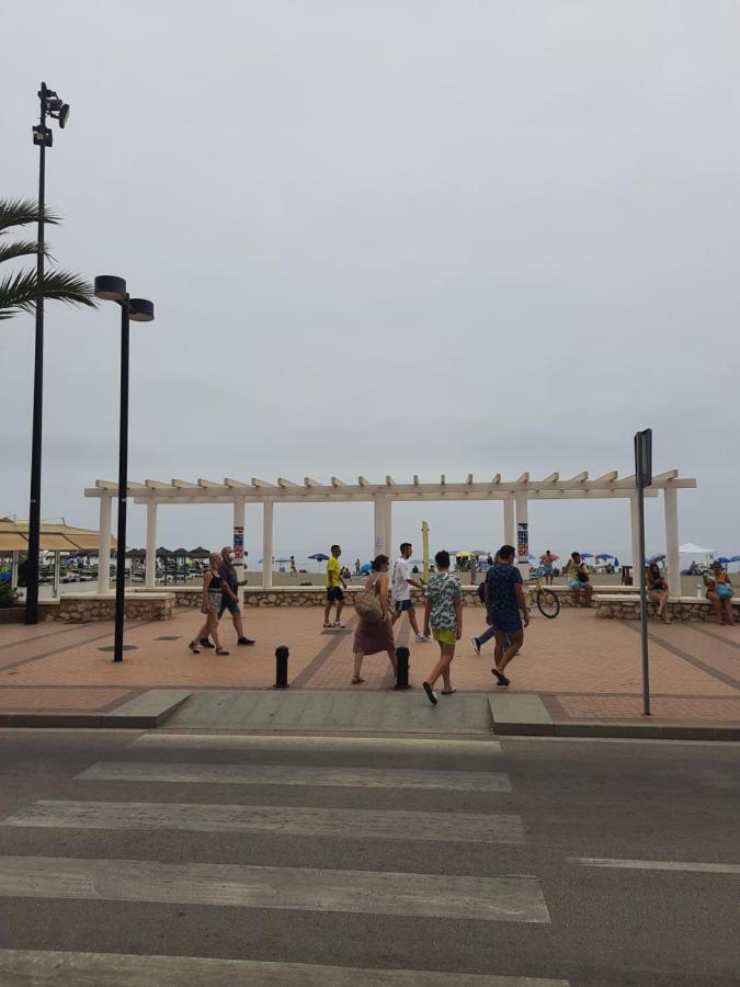 Fuengirola Apartment Carvajal Front Line Primera Linea מראה חיצוני תמונה